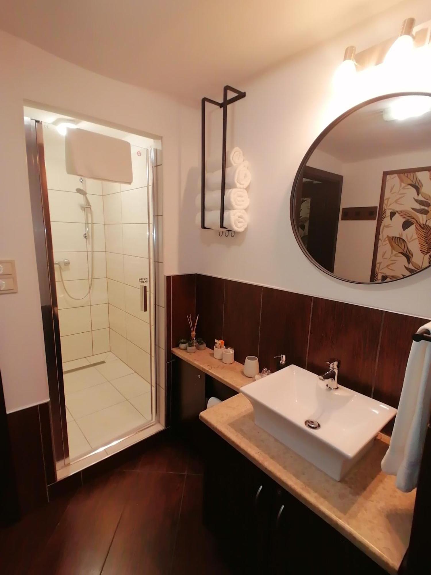 Mohacs Korona Apartman 外观 照片