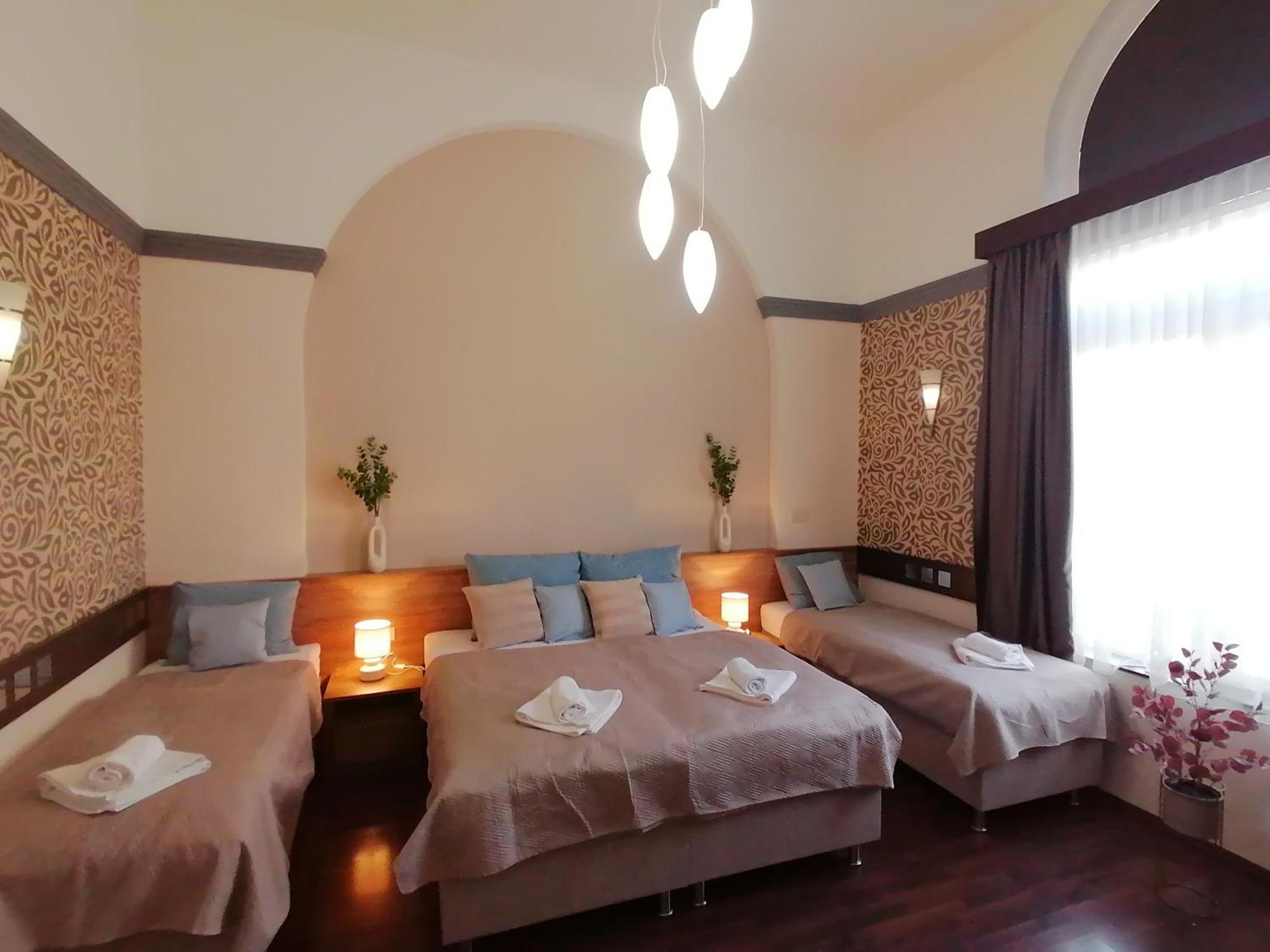 Mohacs Korona Apartman 外观 照片